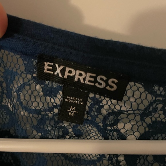 Express Womens Blouse w/ Lace Shoulder. Size M - Picture 3 of 3